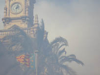 Mascleta et terremoto pendant les Fallas Mascleta et terremoto pendant les Fallas
